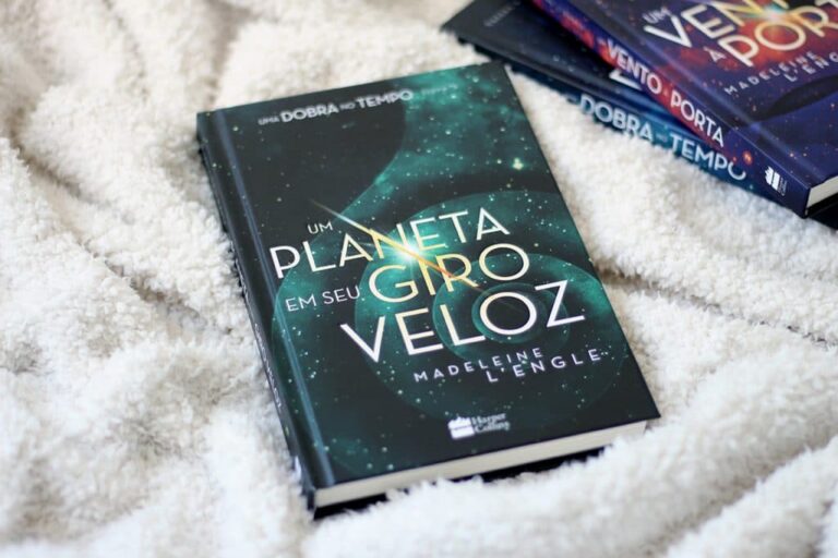Um planeta em seu giro veloz, de Madeleine L’Engle Um planeta em seu giro veloz, de Madeleine L'Engle
