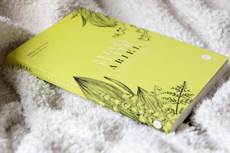 Livro Ariel, de Sylvia Plath Livro Ariel, de Sylvia Plath